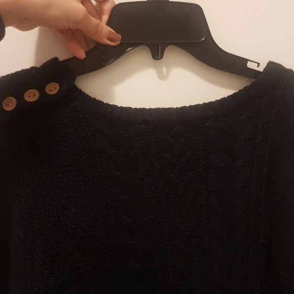 3/$20 Forever 21 sweater - Picture 4 of 4